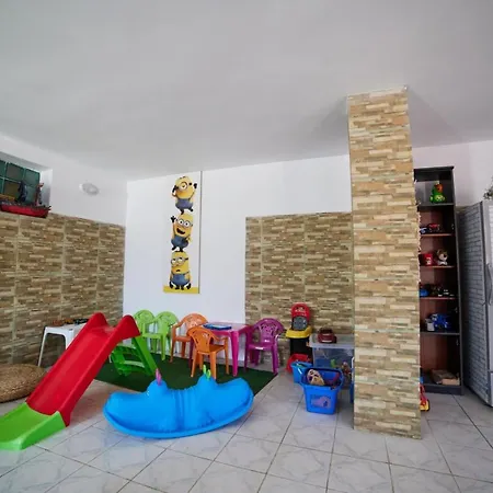 Traian Si Teodora 3*