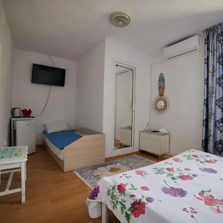 Traian Si Teodora 3*