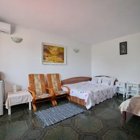 Traian Si Teodora Costinești