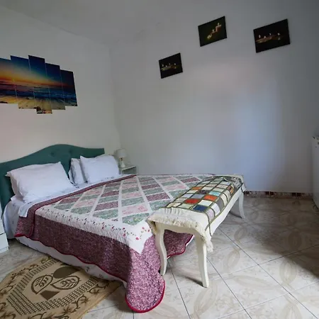 Traian Si Teodora Costinesti