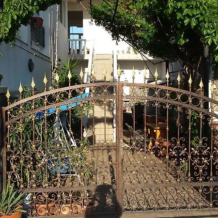 Traian Si Teodora Guest house 3*