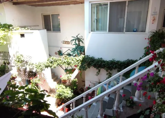 Traian Si Teodora Costinesti