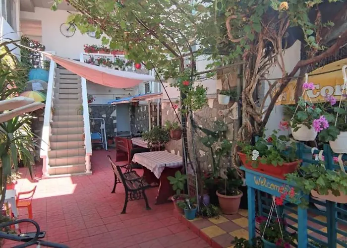 Guest house Traian Si Teodora 3*