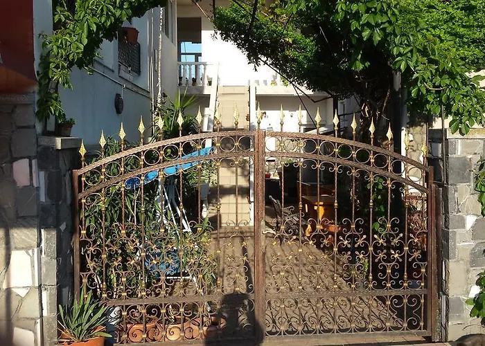 Traian Si Teodora Guest house 3*